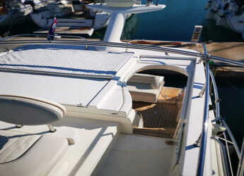 Chartern Sie motorboot in Marina Drage - Sealine F34