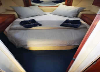 Chartern Sie motorboot in Marina Drage - Sealine F34