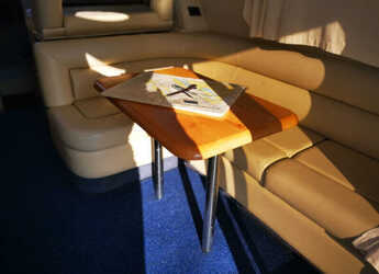 Chartern Sie motorboot in Marina Drage - Sealine F34