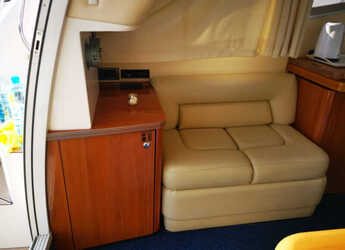 Chartern Sie motorboot in Marina Drage - Sealine F34