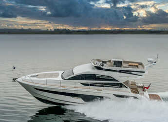 Rent a motorboat in Marina Drage - Fairline Squadron 50