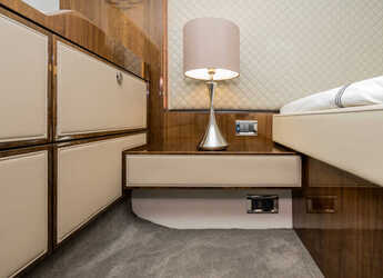 Chartern Sie motorboot in Marina Drage - Fairline Squadron 50