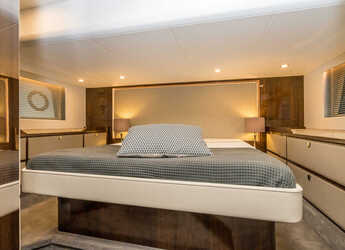 Chartern Sie motorboot in Marina Drage - Fairline Squadron 50