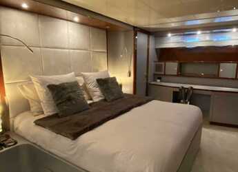 Chartern Sie yacht in Agios Kosmas Marina - San Lorenzo SL 82