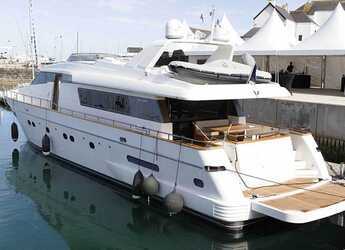 Chartern Sie yacht in Agios Kosmas Marina - San Lorenzo SL 82