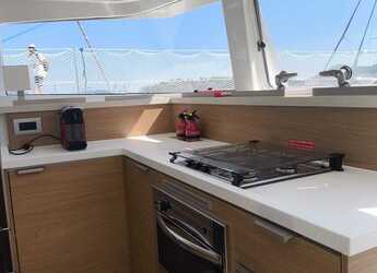 Alquilar catamarán en Nidri Marine - Bali 4.2