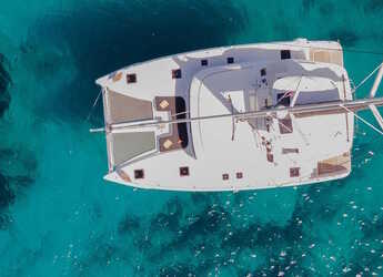Rent a catamaran in Porto Capo d'Orlando Marina - Lagoon 46