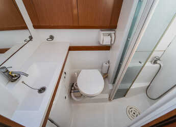 Rent a sailboat in Kavala - Marina Perigialiou - Oceanis 46