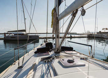 Rent a sailboat in Kavala - Marina Perigialiou - Oceanis 46