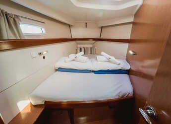 Rent a sailboat in Kavala - Marina Perigialiou - Oceanis 46