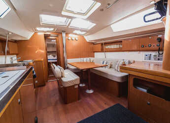 Rent a sailboat in Kavala - Marina Perigialiou - Oceanis 46