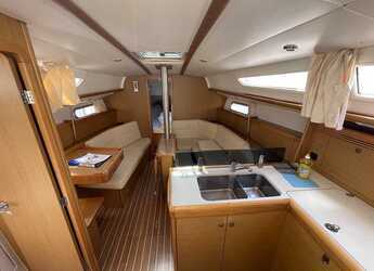 Chartern Sie segelboot in Vinišće - Sun Odyssey 36i