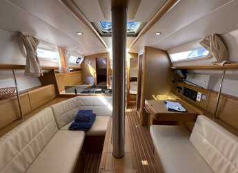 Chartern Sie segelboot in Vinišće - Sun Odyssey 36i