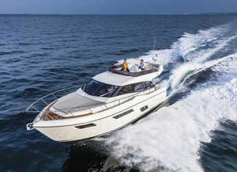 Rent a yacht in Marina Lav - Ferretti 450