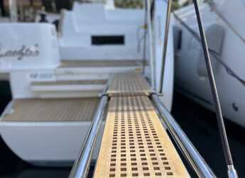 Alquilar catamarán en Puerto de Lefkas - Lagoon 46