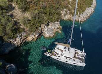 Alquilar catamarán en Puerto de Lefkas - Lagoon 46