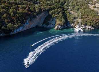 Alquilar catamarán en Puerto de Lefkas - Lagoon 46