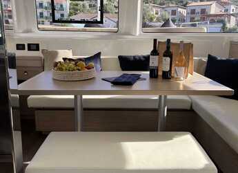 Alquilar catamarán en Puerto de Lefkas - Lagoon 46