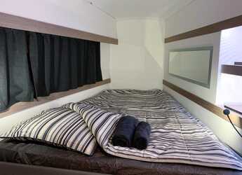 Alquilar catamarán en Porto Montenegro - Lucia 40