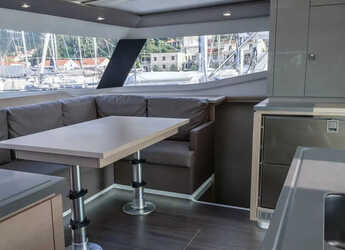 Alquilar catamarán en Porto Montenegro - Helia 44 (4 cabs)