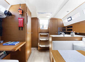 Louer voilier à Kos Marina - Sun Odyssey 380