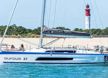 Chartern Sie segelboot in Adaköy Marina - Dufour 37