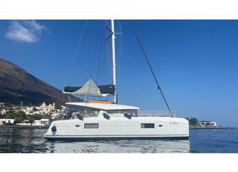 Rent a catamaran in Porto Capo d'Orlando Marina - Lagoon 42