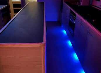 Alquilar velero en Marina d'Arechi - D&D Kufner 54