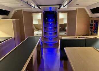 Alquilar velero en Marina d'Arechi - D&D Kufner 54