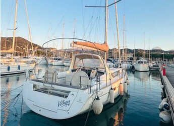 Rent a sailboat in Marina Cala de Medici - Oceanis 41