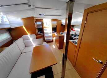 Chartern Sie segelboot in Marina Polesana - Sun Odyssey 440