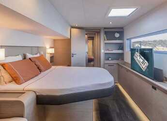 Rent a catamaran in Nanny Cay - Fountaine Pajot Samana 59