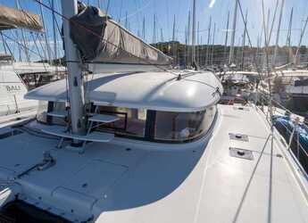 Chartern Sie katamaran in Port Louis Marina - Excess 14 - 3 + 1 cab. 