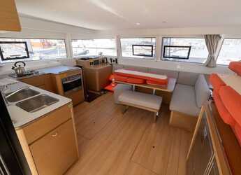 Chartern Sie katamaran in Port Louis Marina - Excess 14 - 3 + 1 cab. 