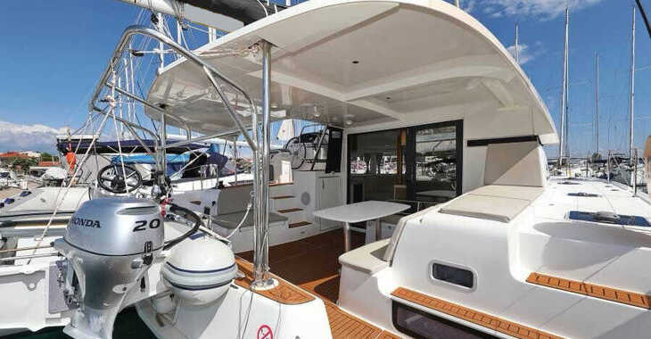 Rent a catamaran in Marina Hramina - Lagoon 42 - 4 + 2 cab.