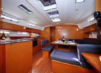 Rent a sailboat in Real Club Náutico de Palma - Bavaria Cruiser 45