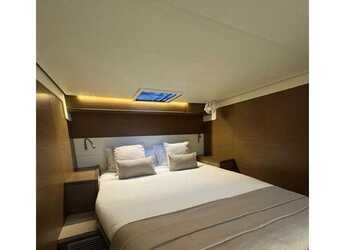 Alquilar catamarán en Club Naútico de Sant Antoni de Pormany - Lagoon 52F