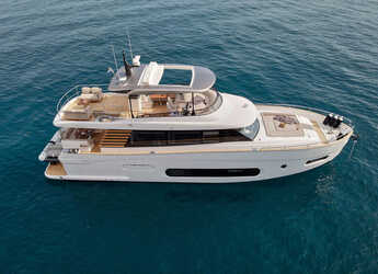 Rent a yacht in Marina Lav - Azimut Magellano 66