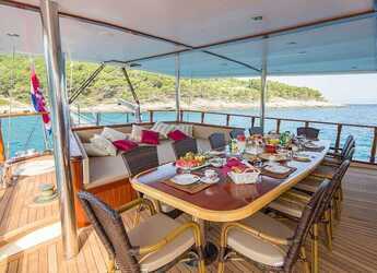 Rent a schooner in Sumpetar - Gulet Morning Star