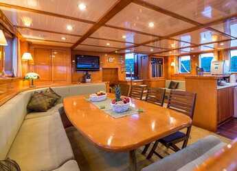 Rent a schooner in Sumpetar - Gulet Morning Star