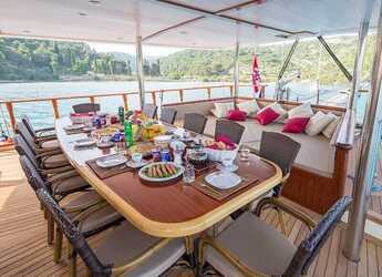 Rent a schooner in Sumpetar - Gulet Morning Star