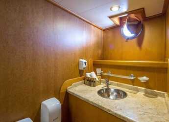 Rent a schooner in Sumpetar - Gulet Morning Star