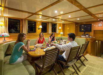 Rent a schooner in Sumpetar - Gulet Morning Star