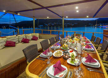 Rent a schooner in Sumpetar - Gulet Morning Star