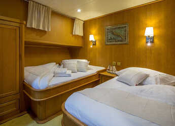 Rent a schooner in Sumpetar - Gulet Morning Star