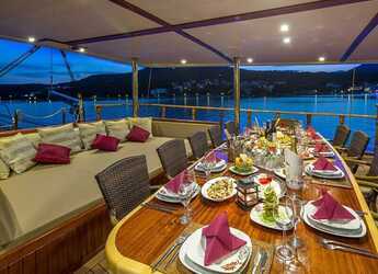 Rent a schooner in Sumpetar - Gulet Morning Star