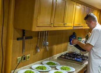 Rent a schooner in Sumpetar - Gulet Morning Star