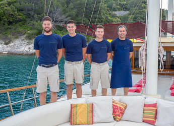 Rent a schooner in Sumpetar - Gulet Altair