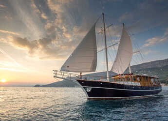 Rent a schooner in Sumpetar - Gulet Altair