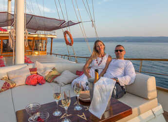 Rent a schooner in Sumpetar - Gulet Altair